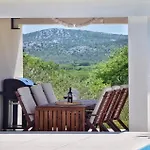 Nebesi Ferienhaus