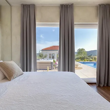 Nebesi Holiday home Sibenik