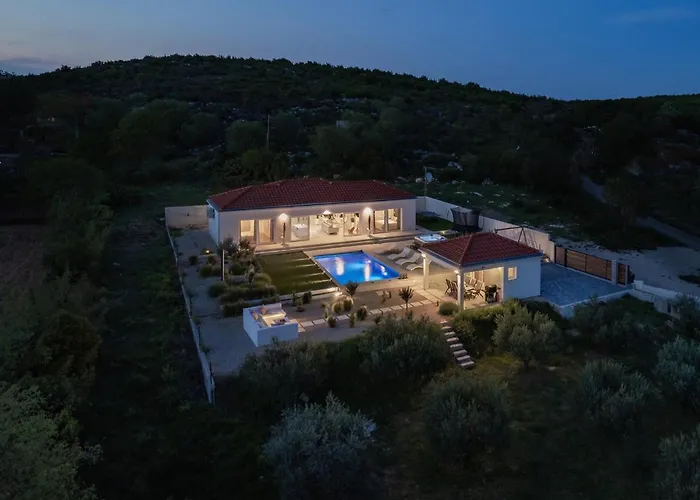 Nebesi * シベニク