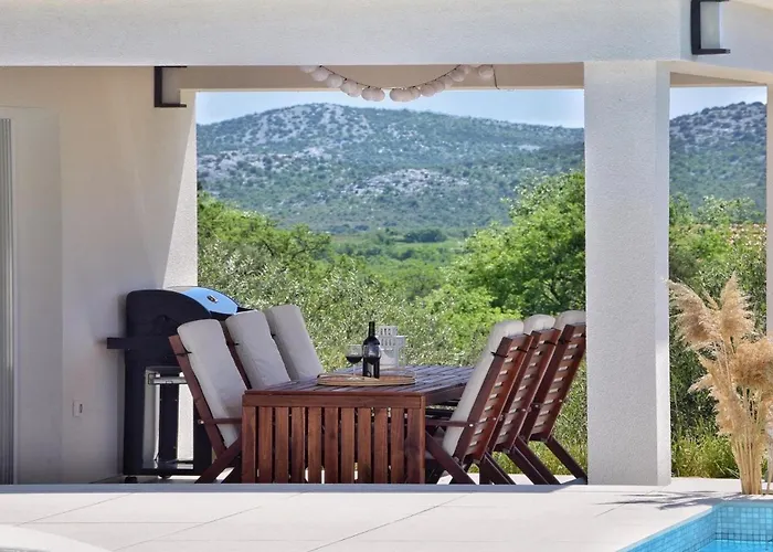 Nebesi Дом отдыха