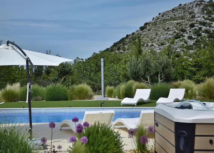 Nebesi * シベニク