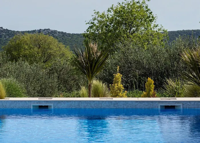 Nebesi 別荘 シベニク